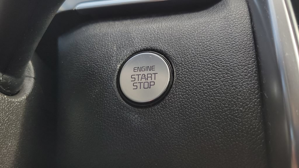 Used 2023 Kia Sorento S w/ Panoramic Sunroof Package FWD image 22