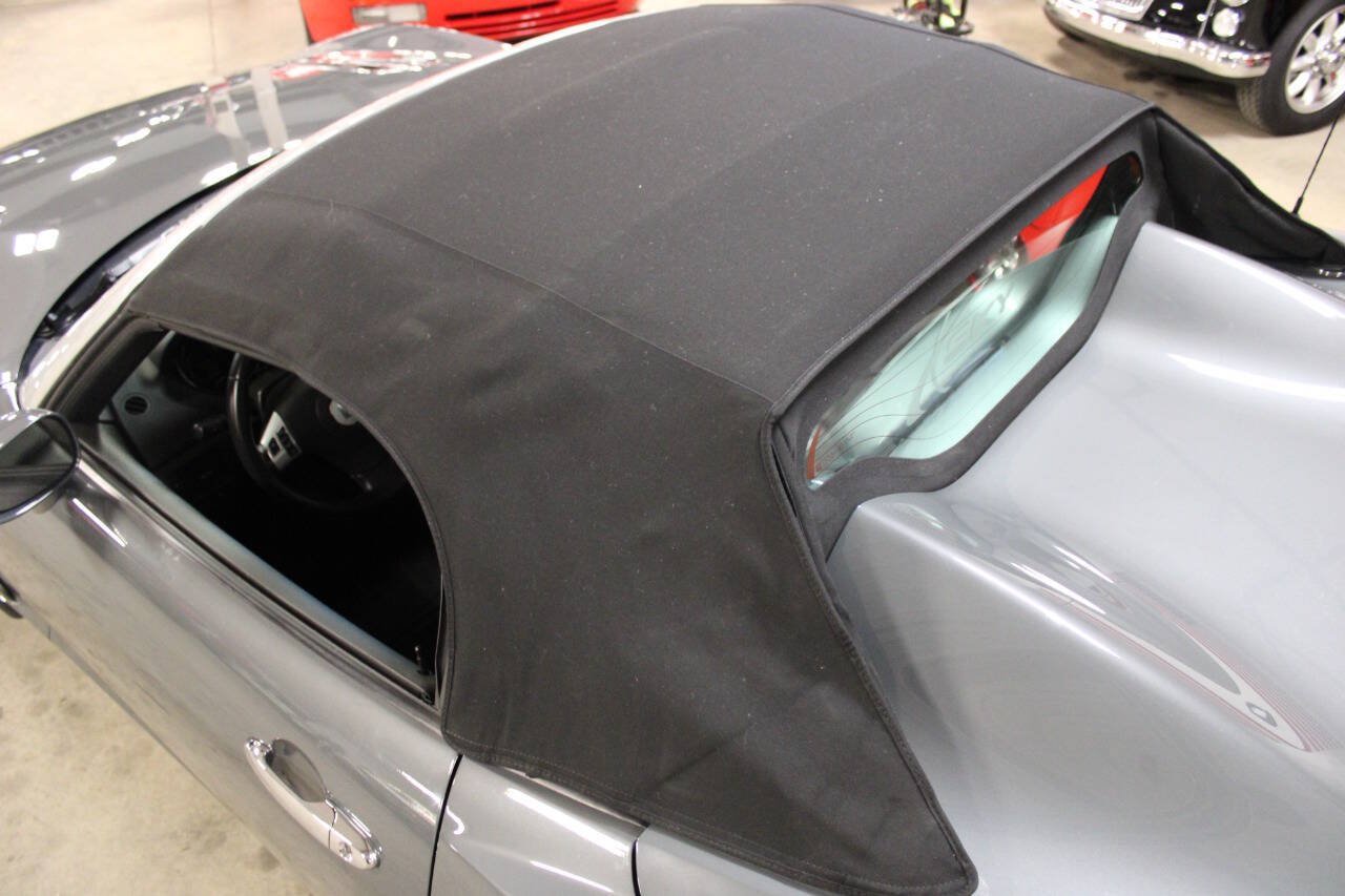 Used 2009 Saturn Sky Red Line RWD image 19