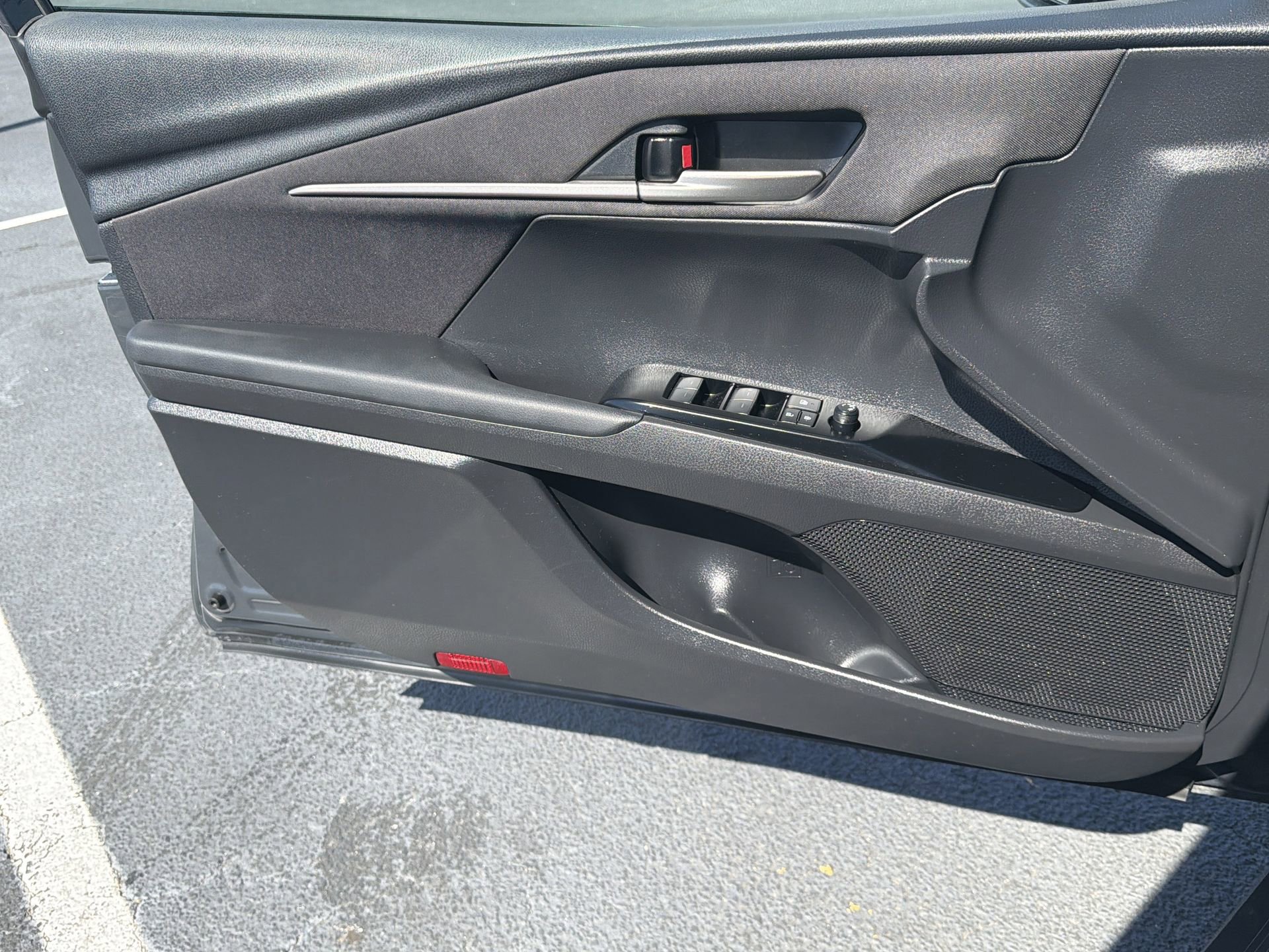 Used 2025 Toyota Camry LE FWD image 16