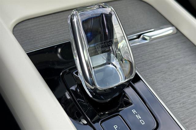 Certified 2023 Volvo XC60 T8 Ultimate image 24