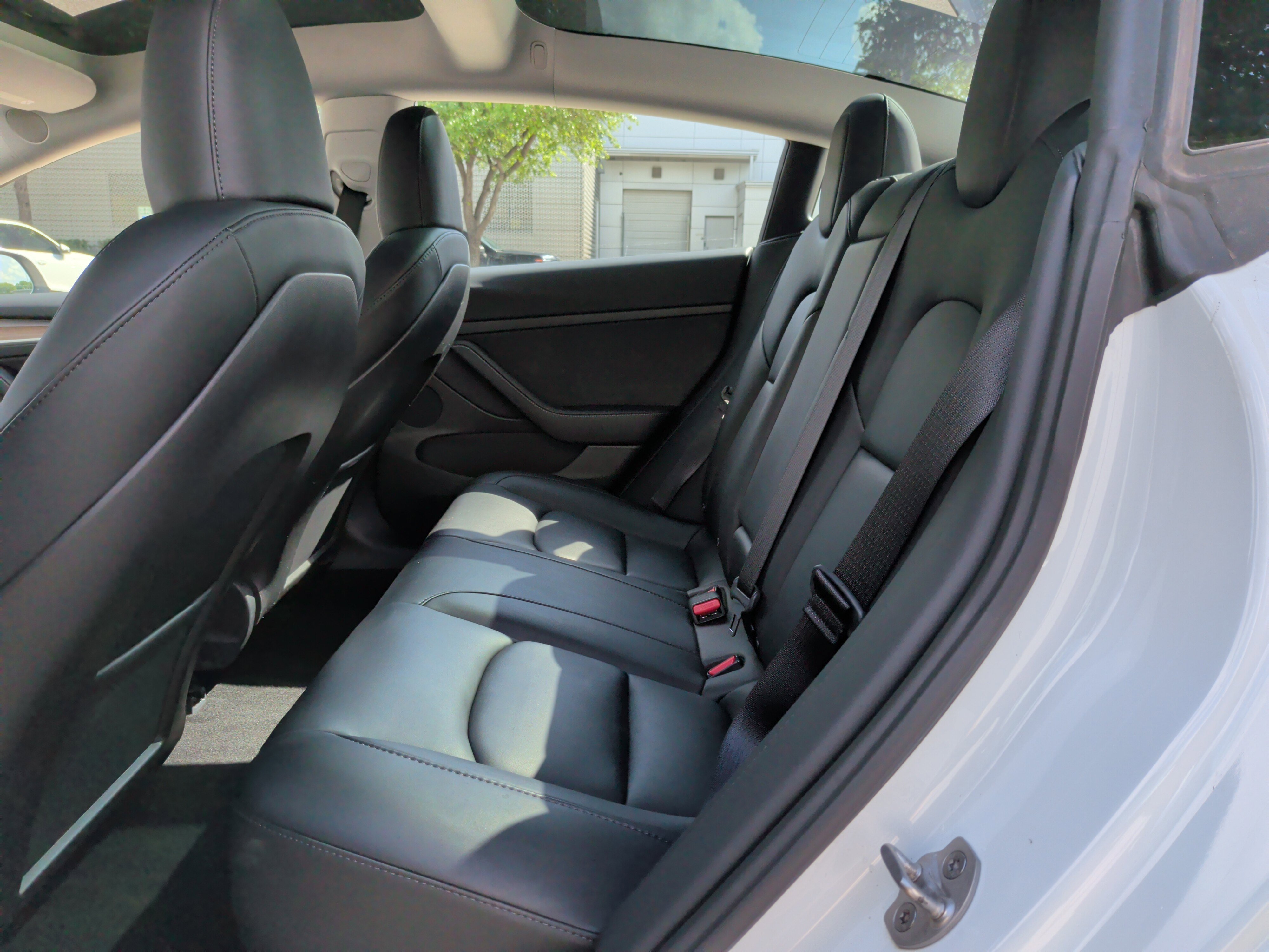 Used 2023 Tesla Model 3 Standard Range image 28