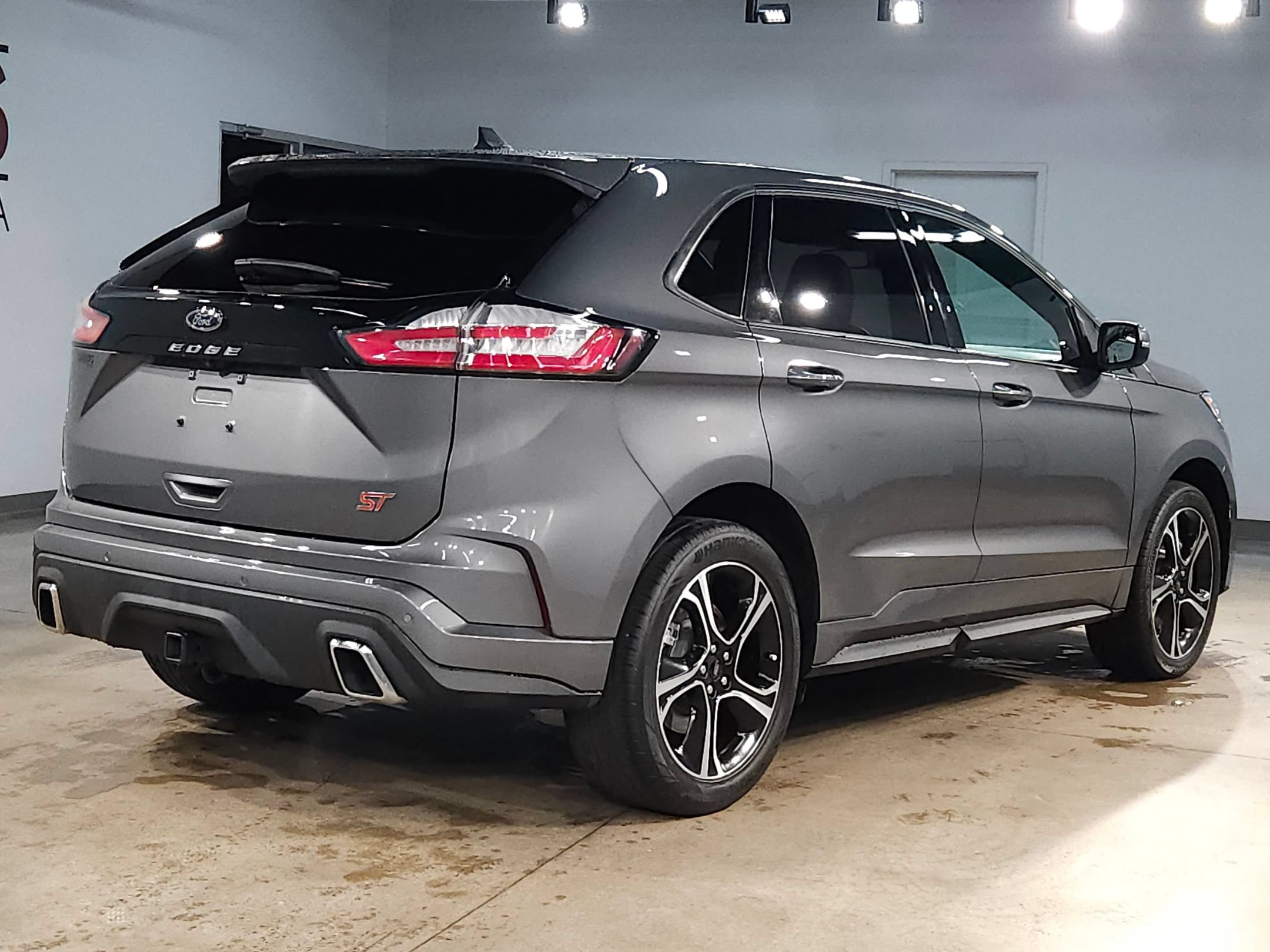 Used 2023 Ford Edge ST AWD/4WD image 7