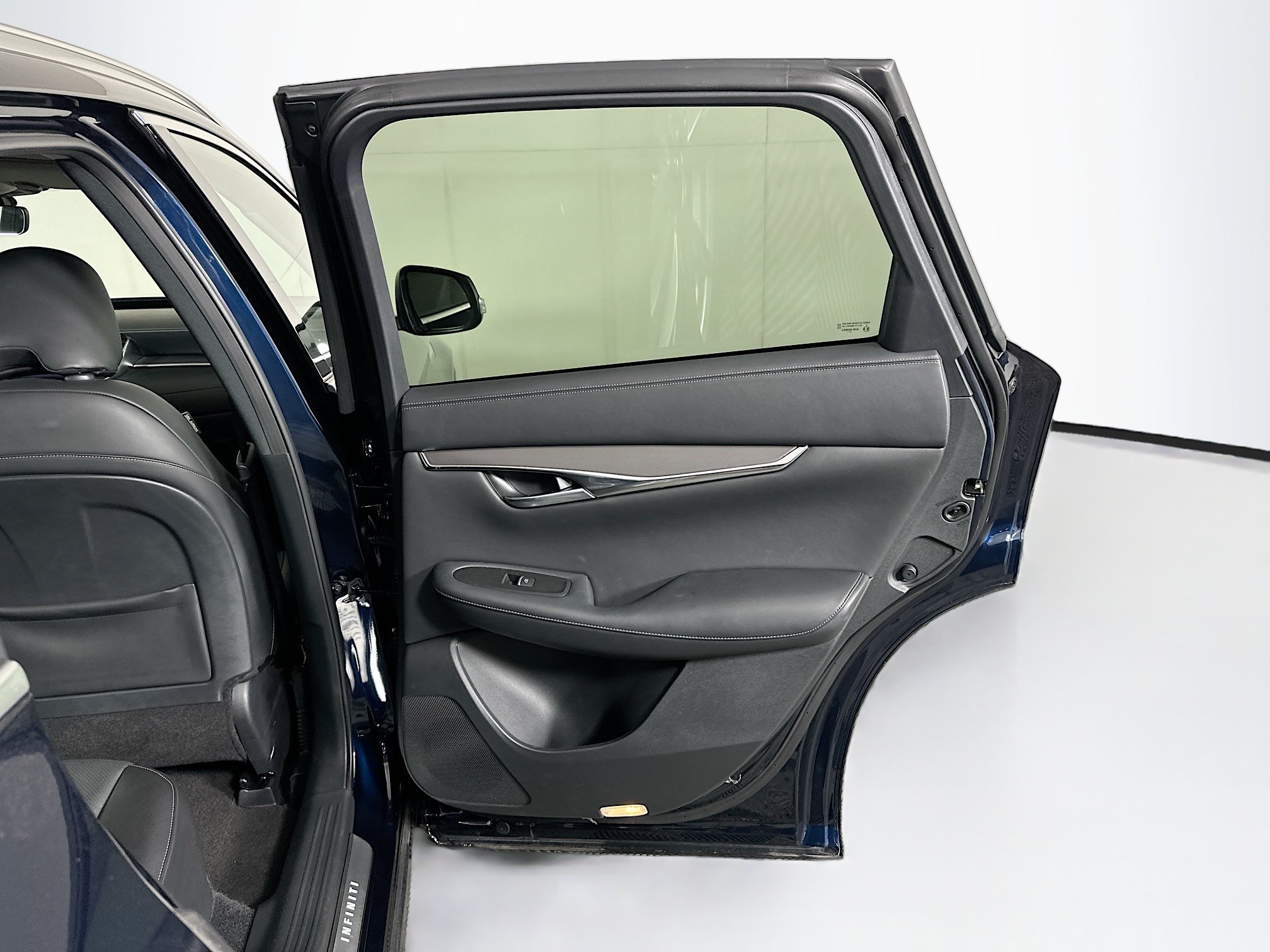 Used 2023 INFINITI QX50 Luxe FWD image 29