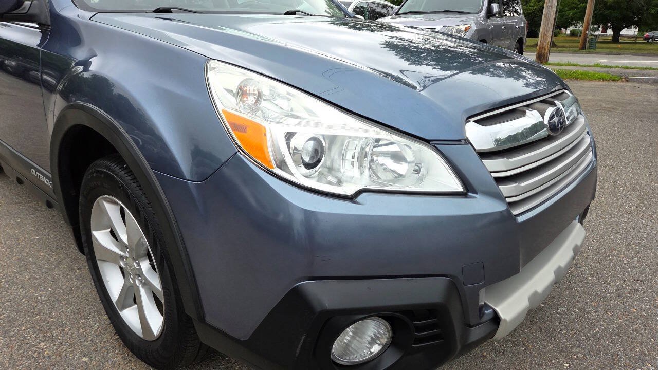Used 2013 Subaru Outback 2.5i Limited w/ Moonroof Pkg AWD/4WD image 20