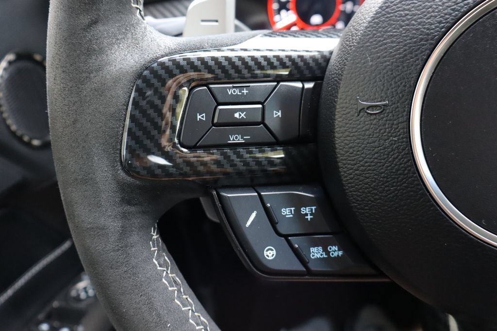 Used 2021 Ford Mustang Shelby GT500 w/ Carbon Fiber Track Pack RWD image 28