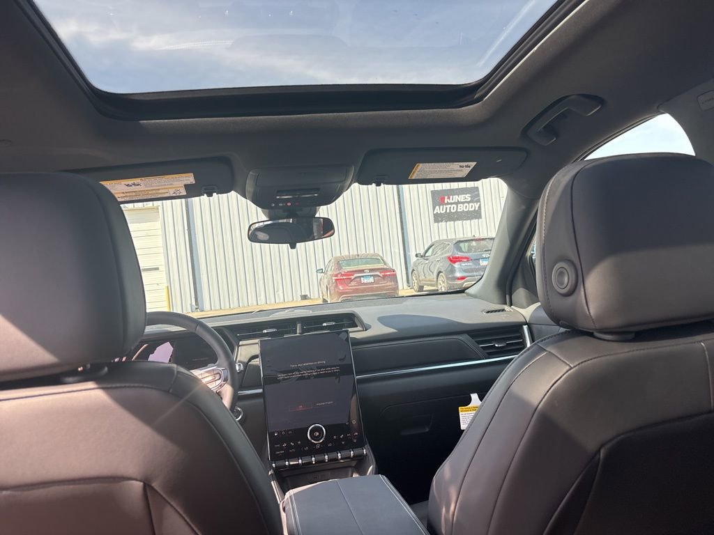 New 2026 GMC Terrain Elevation w/ Elevation Premium Package image 40
