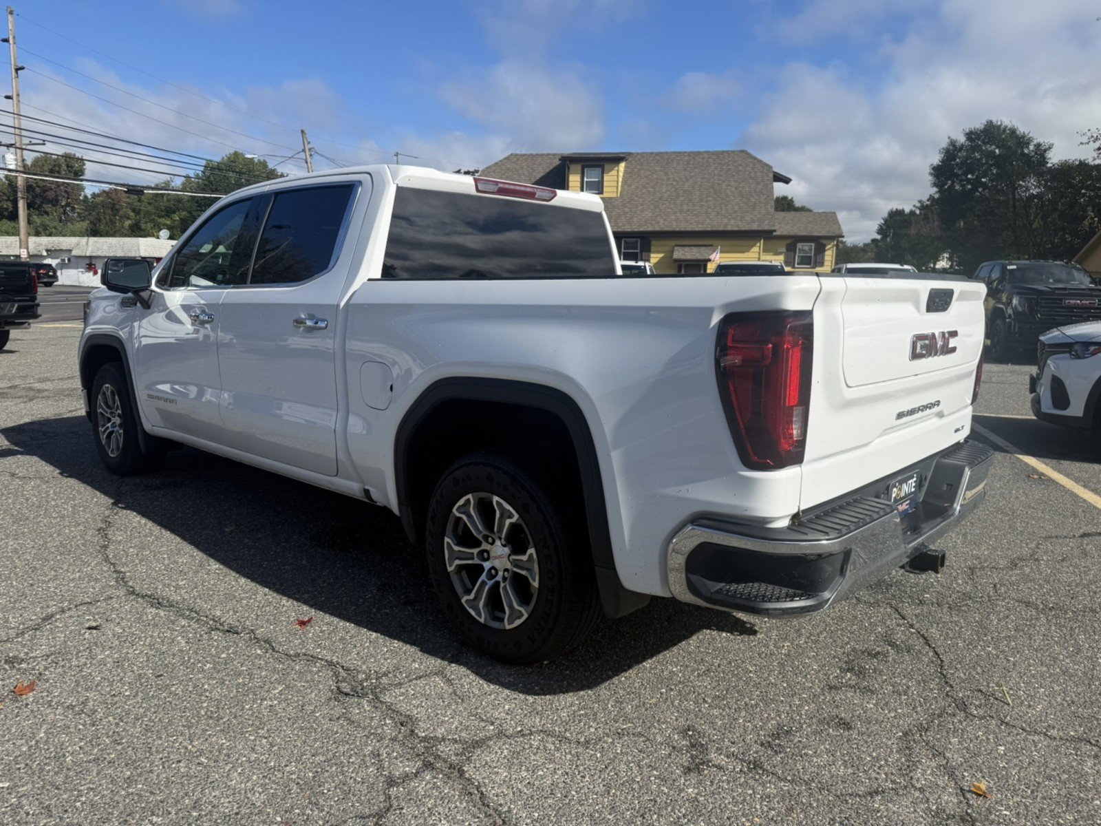 Used 2024 GMC Sierra 1500 SLT RWD image 3