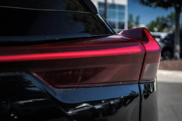 Used 2022 Lexus UX 250h w/ Accessory Package (Z1) AWD/4WD image 18
