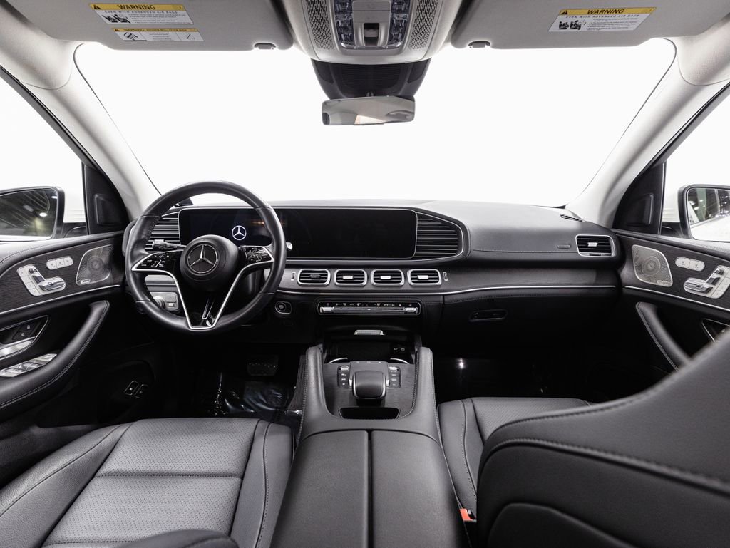 Used 2024 Mercedes-Benz GLE 450e 4MATIC w/ AMG Line Exterior image 27