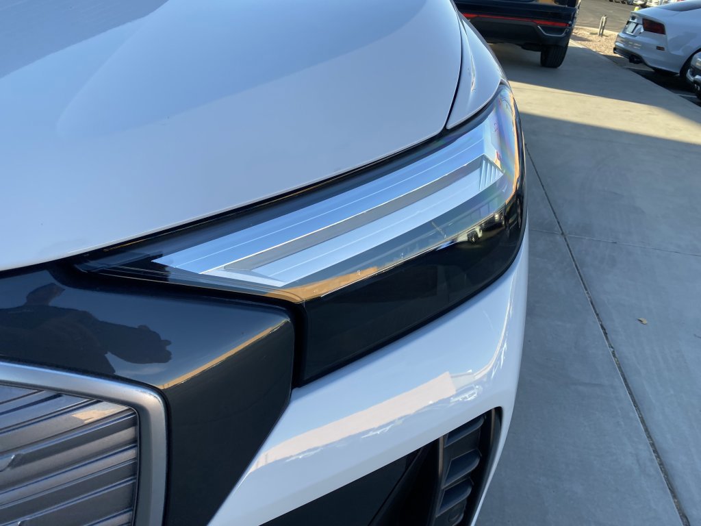 Used 2022 Audi Q4 e-tron Premium Plus image 8