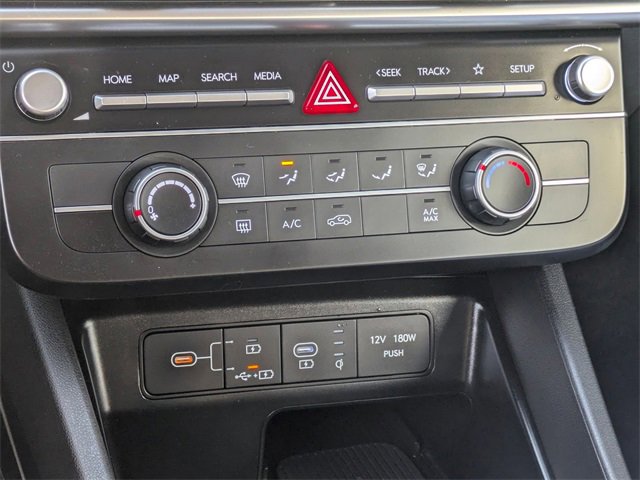 Certified 2025 Hyundai Tucson SE image 27