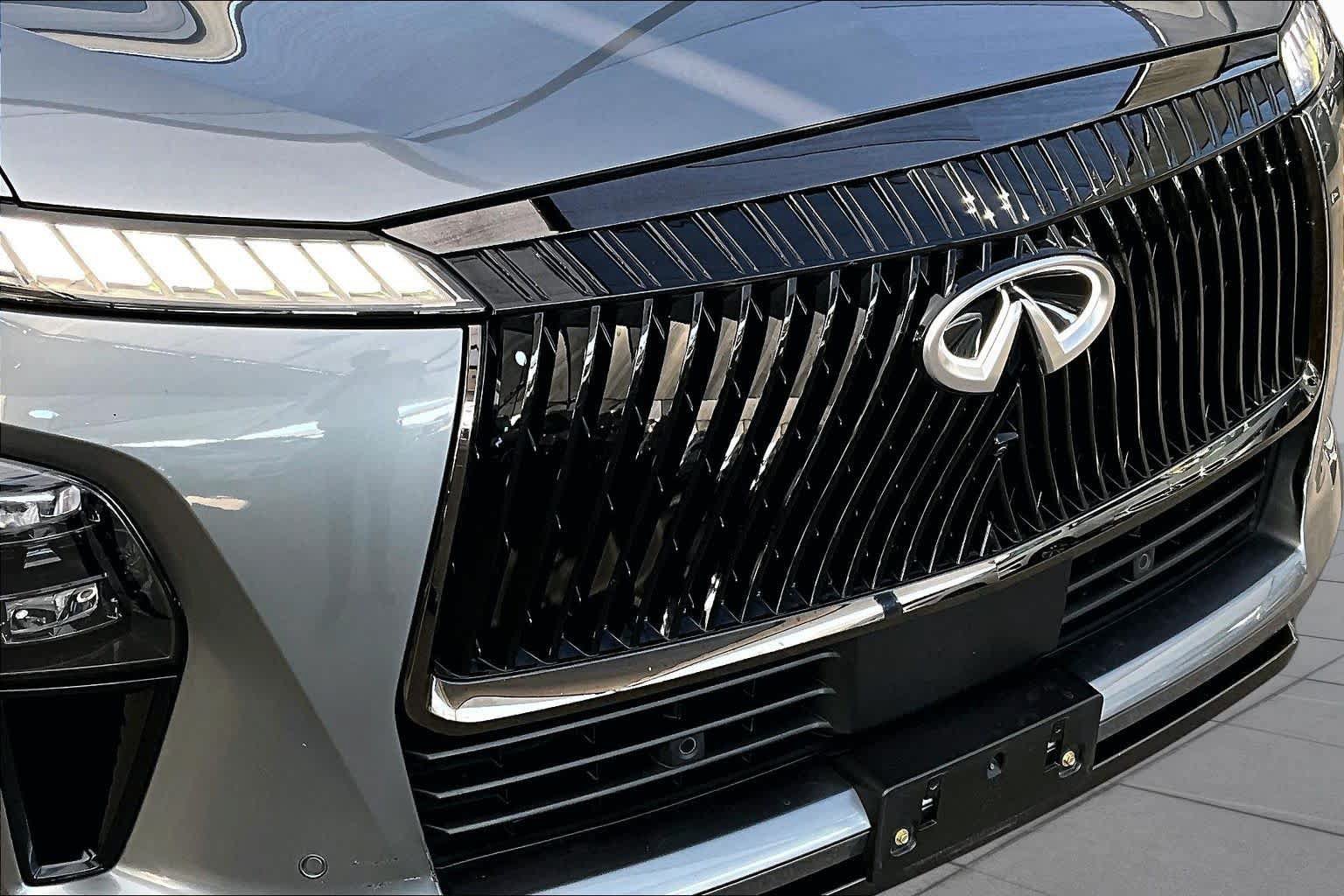 Used 2025 INFINITI QX80 Autograph w/ Autograph Exterior Package AWD/4WD image 29