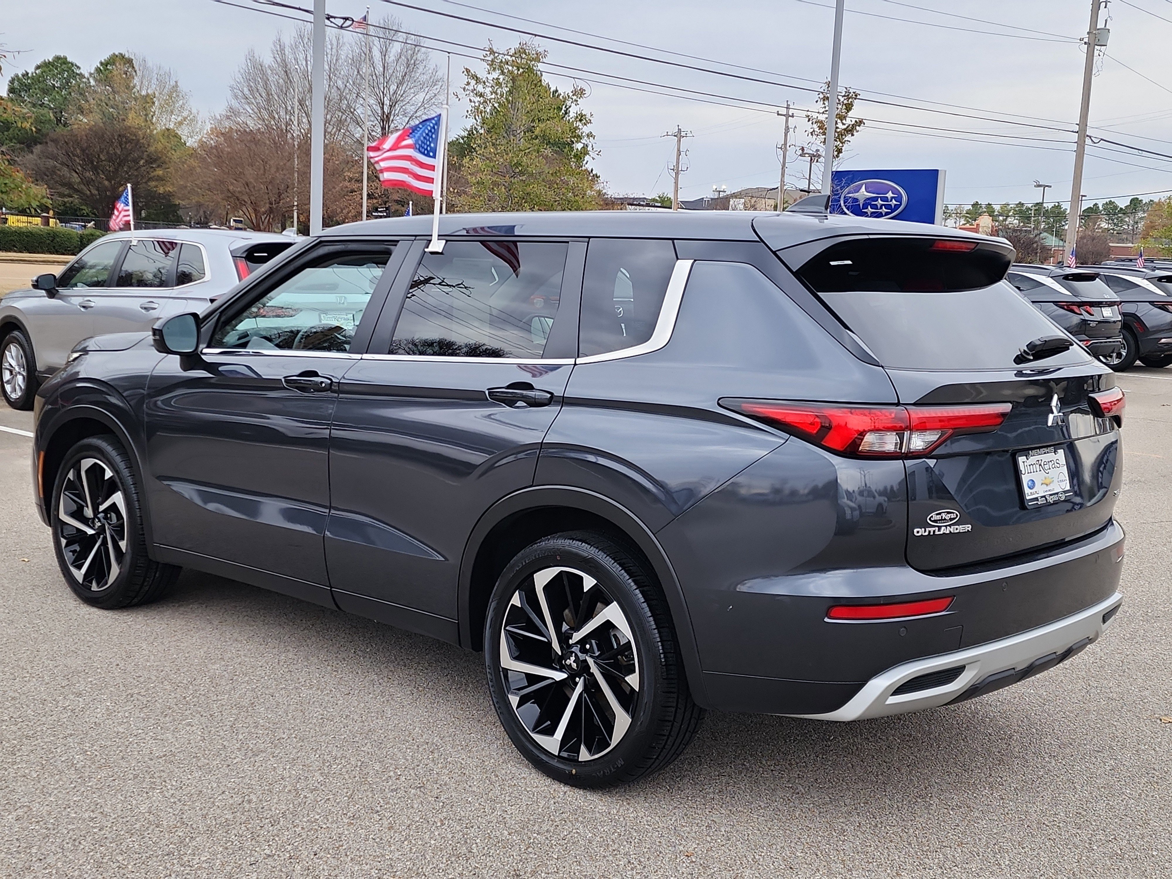 Used 2024 Mitsubishi Outlander SE image 5