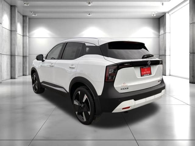 New 2025 Nissan Kicks SR w/ SR Premium Package image 5