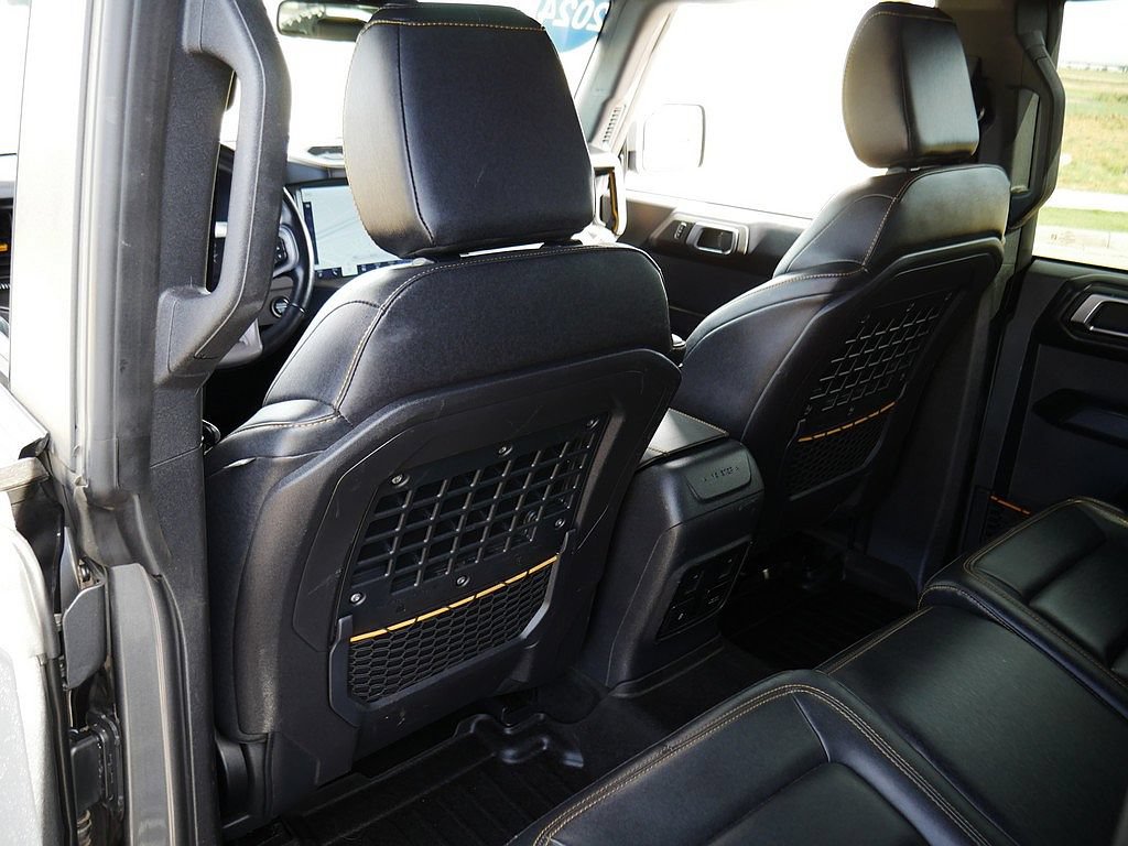 Used 2024 Ford Bronco Badlands AWD/4WD image 15