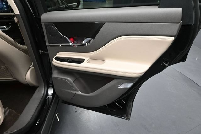 Certified 2023 Lincoln Corsair Reserve AWD/4WD image 26