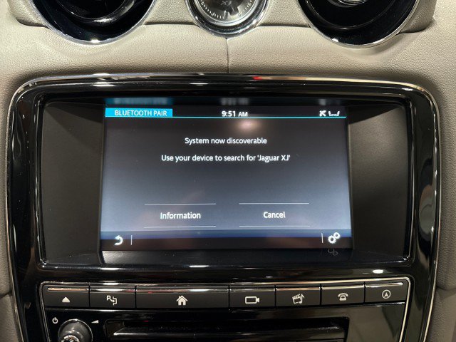 Used 2016 Jaguar XJ R-Sport RWD image 76