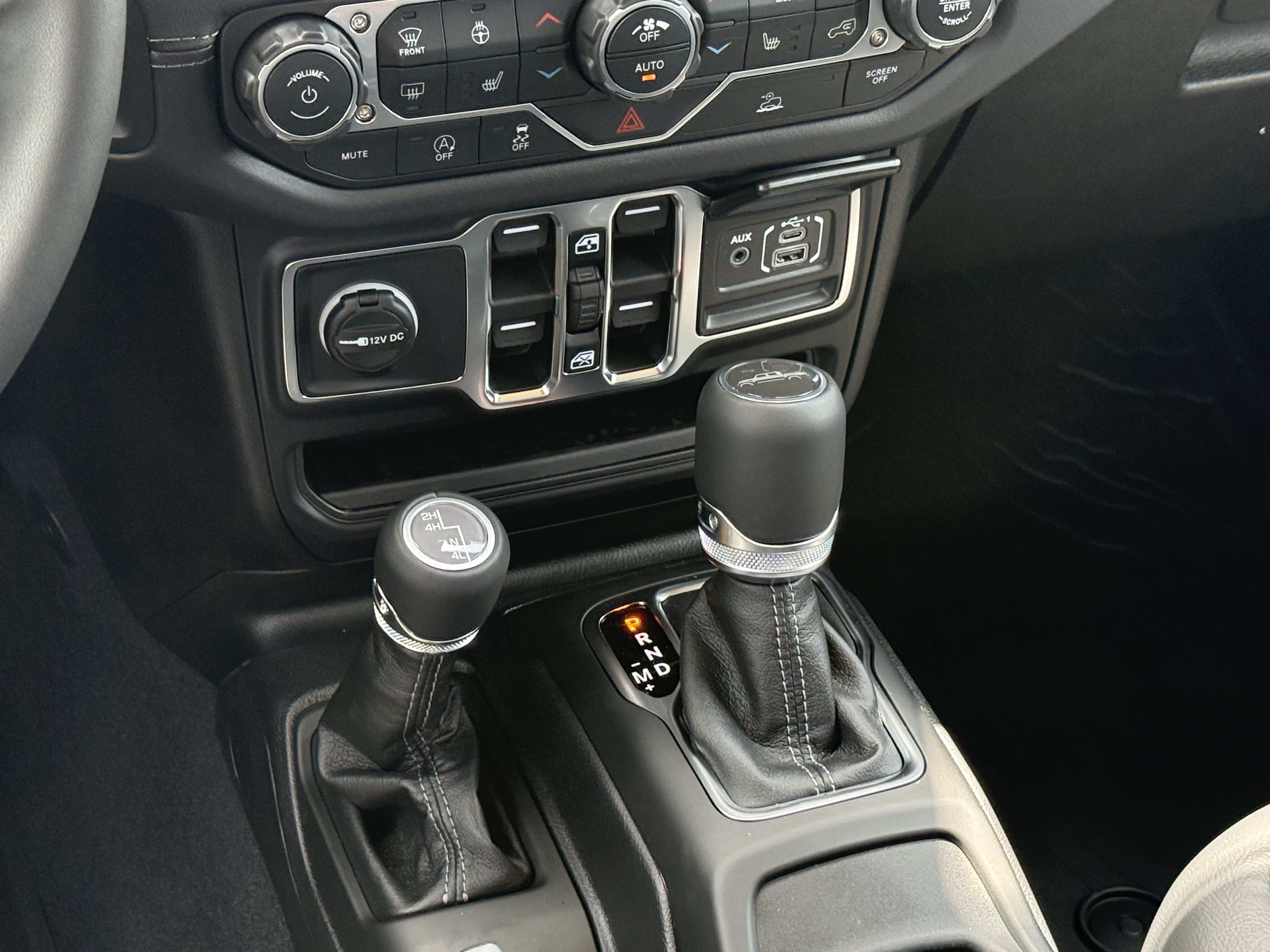 New 2026 Jeep Gladiator Mojave AWD/4WD image 15
