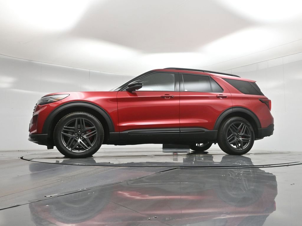 New 2026 Ford Explorer ST image 7