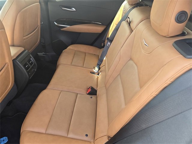 Used 2023 Cadillac XT4 Sport image 12
