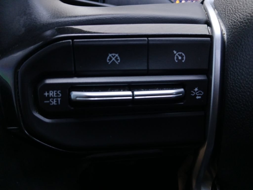 Used 2024 Chevrolet Colorado ZR2 AWD/4WD image 11