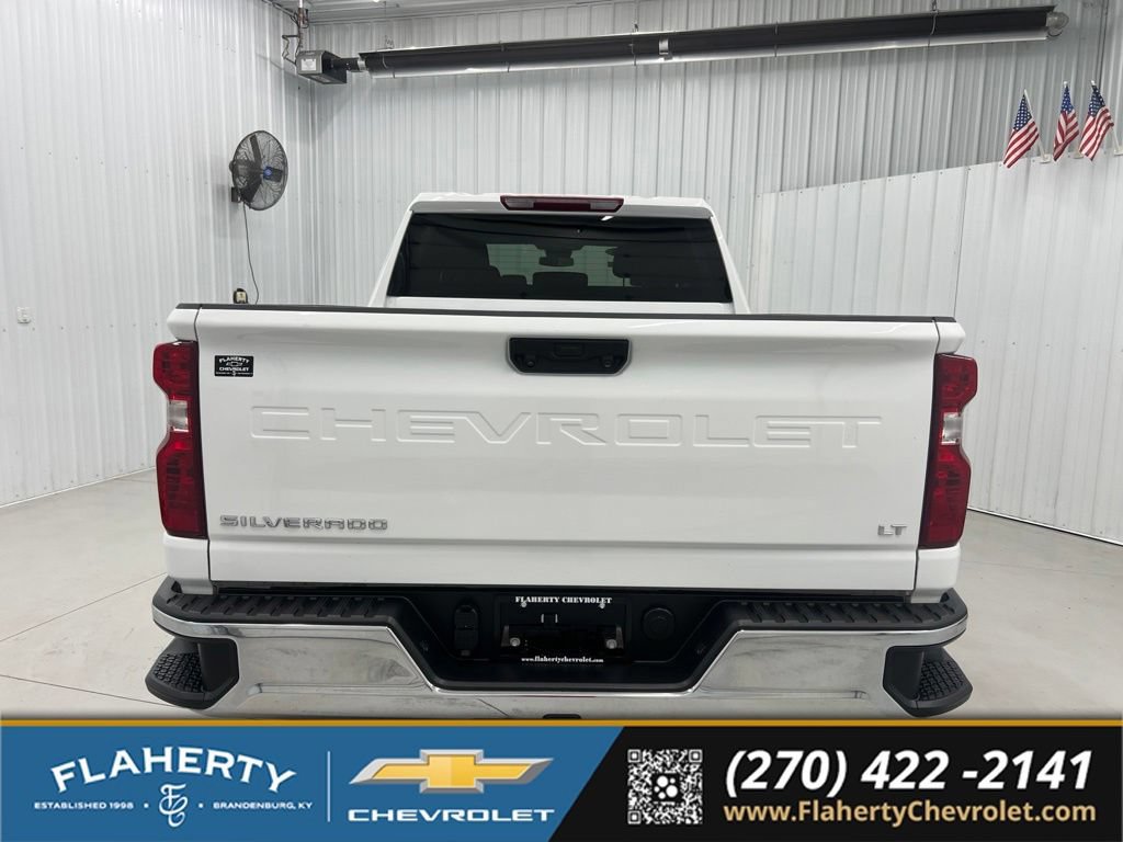 Used 2025 Chevrolet Silverado 2500 LT w/ Convenience Package AWD/4WD image 4