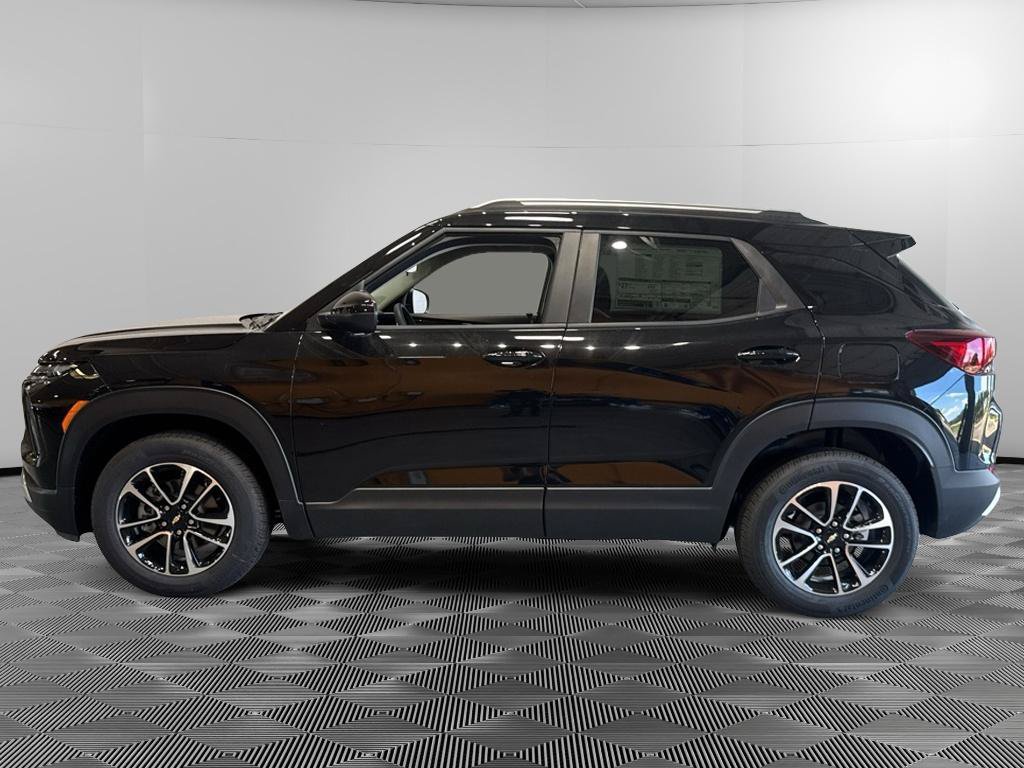 New 2026 Chevrolet TrailBlazer LT AWD/4WD image 2