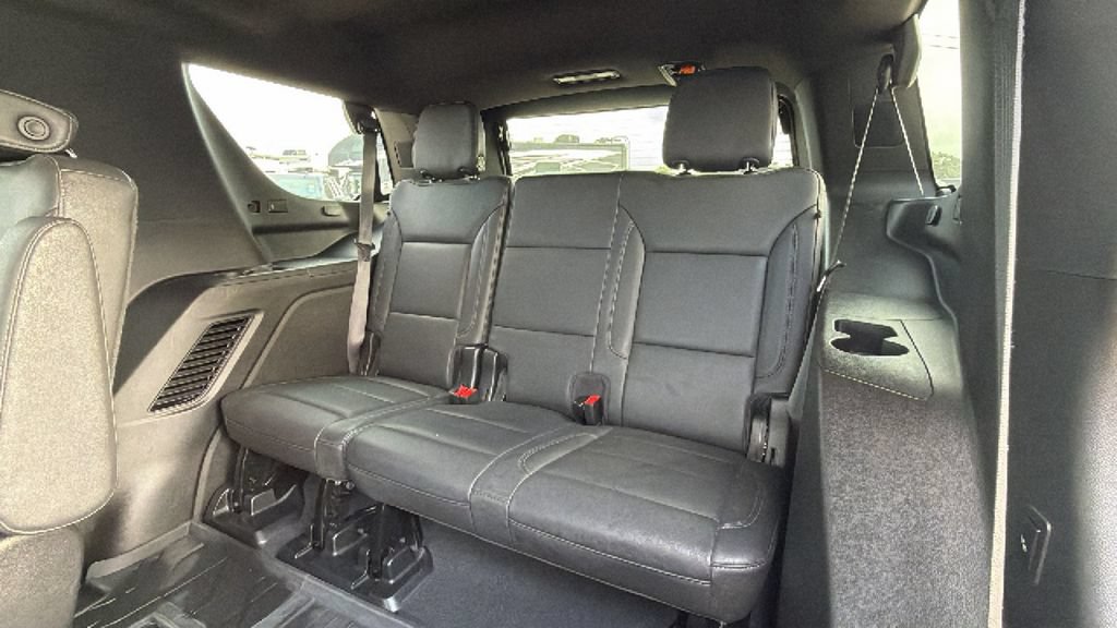 Used 2023 Chevrolet Tahoe LT w/ Luxury Package RWD image 26
