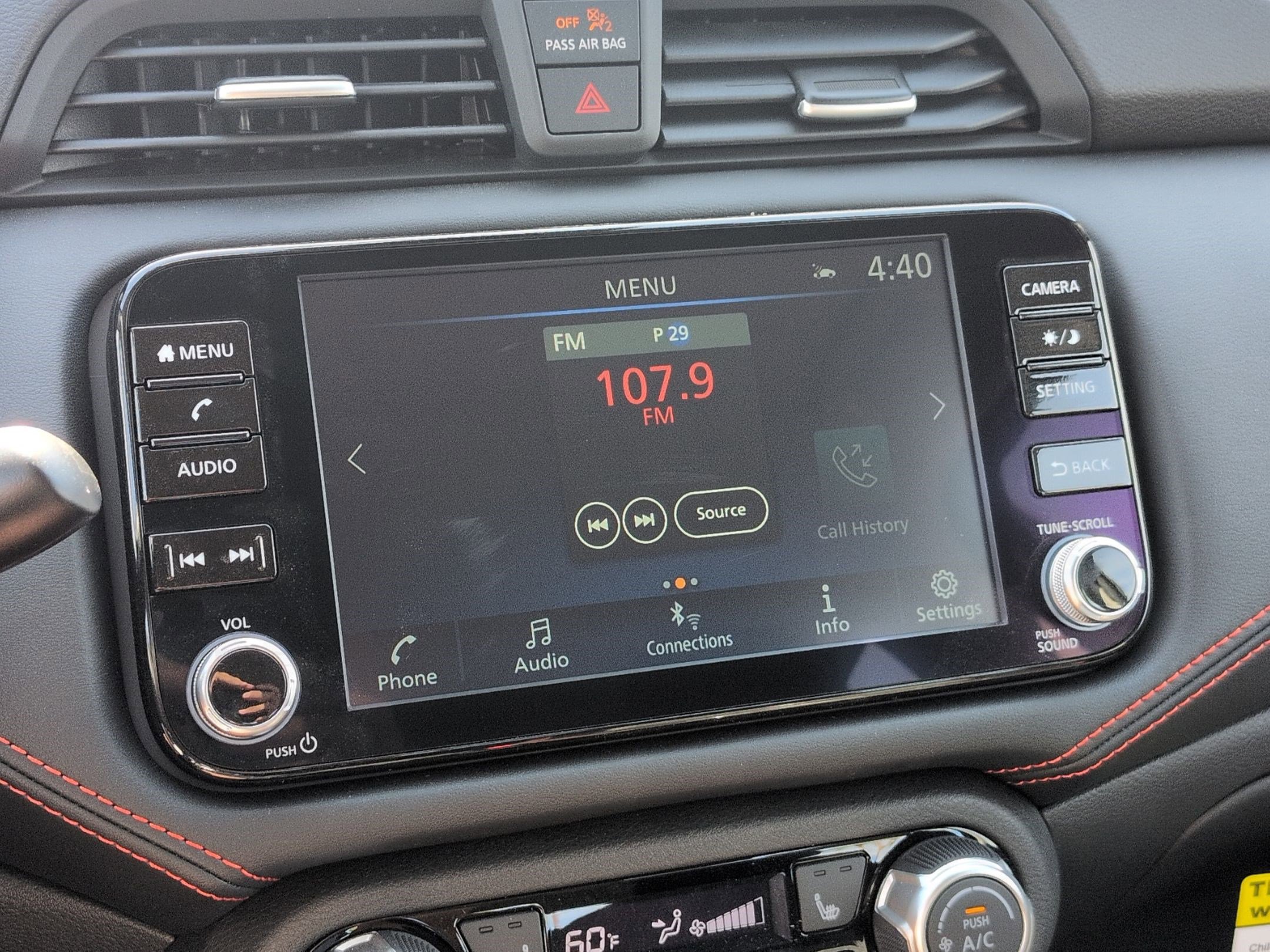 New 2025 Nissan Versa SR w/ Trunk Package image 16