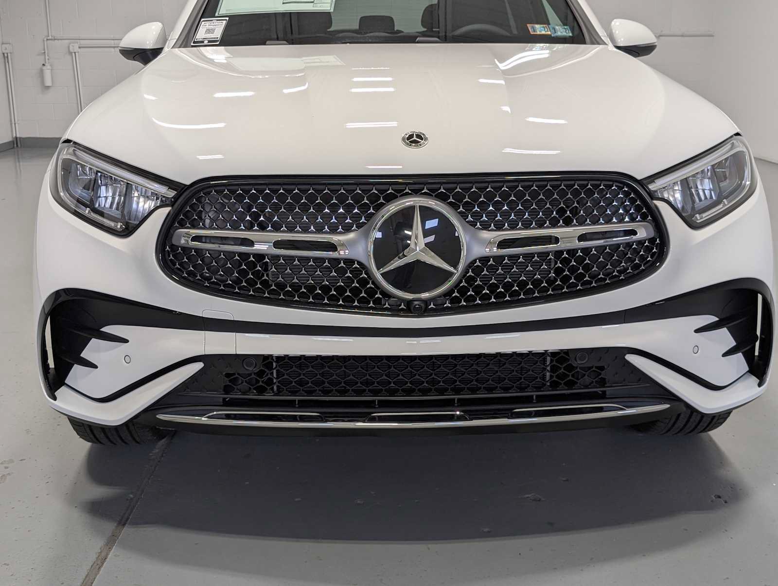 New 2026 Mercedes-Benz GLC 300 4MATIC image 2