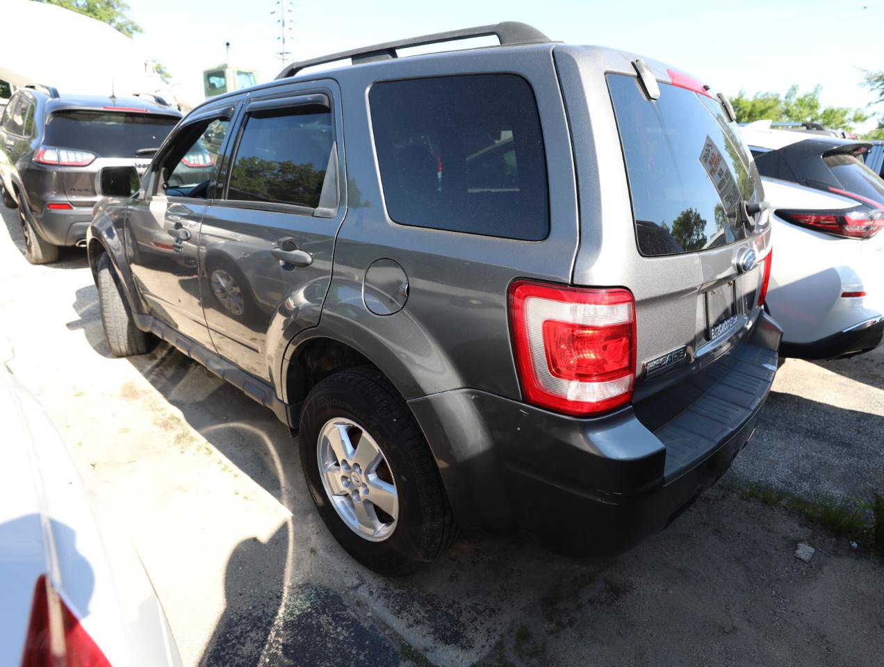 Used 2009 Ford Escape XLT FWD image 8