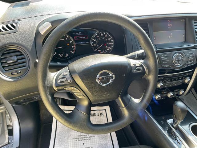 Used 2019 Nissan Pathfinder S AWD/4WD image 25