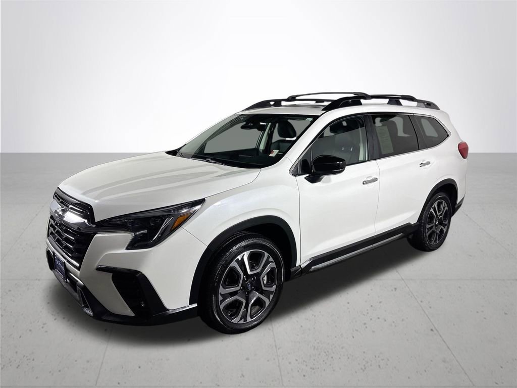 Used 2024 Subaru Ascent Touring image 2