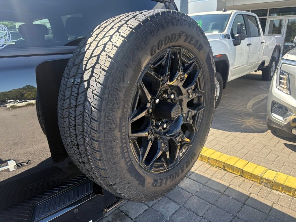 Used 2024 GMC Hummer EV 2X AWD/4WD image 7