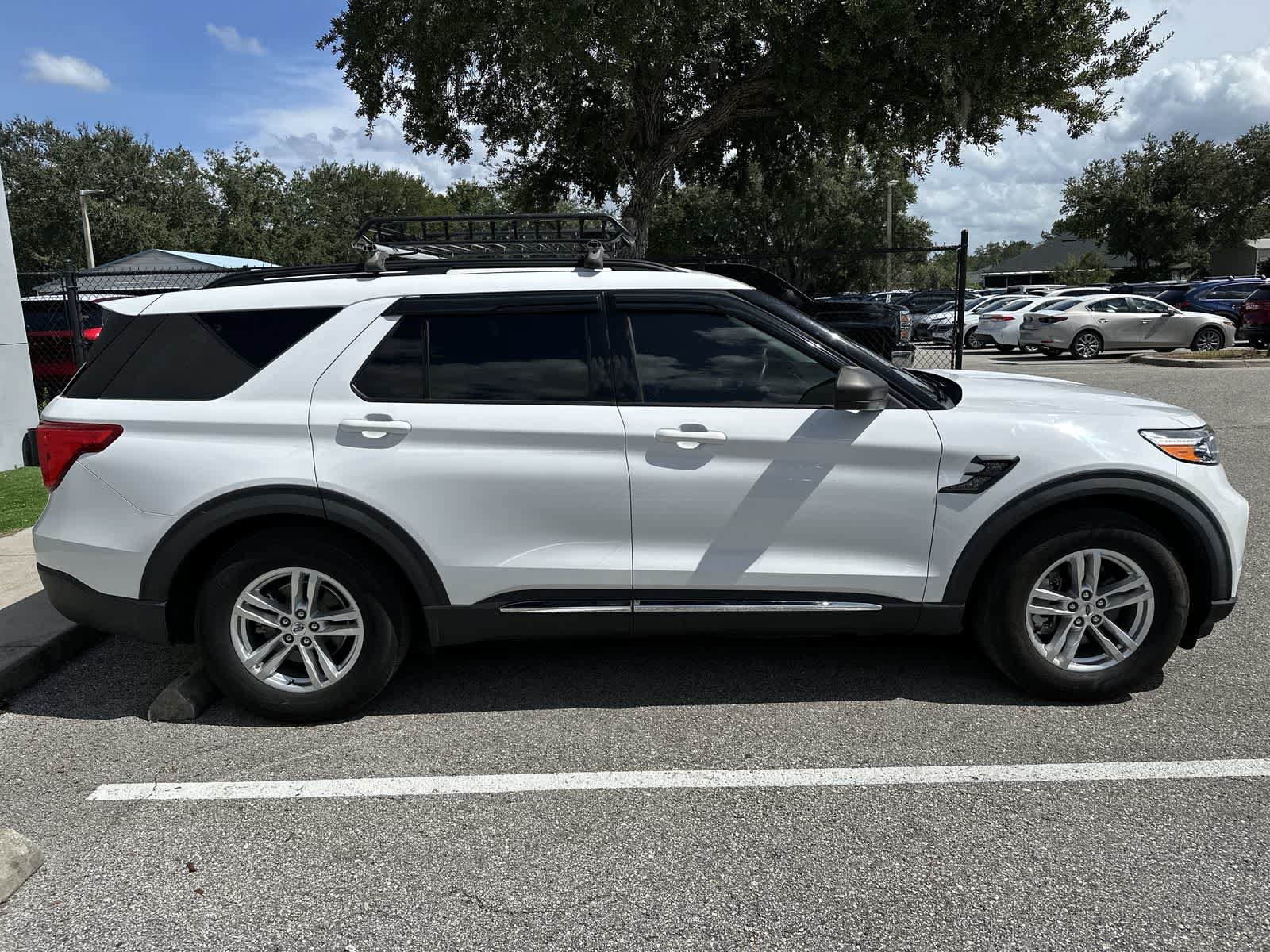 Used 2020 Ford Explorer XLT w/ Equipment Group 202A RWD image 10