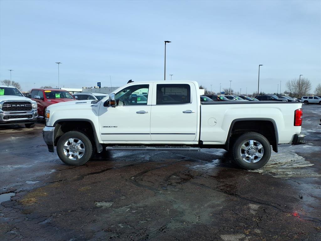 Used 2017 GMC Sierra 3500 SLT w/ Duramax Plus Package image 16