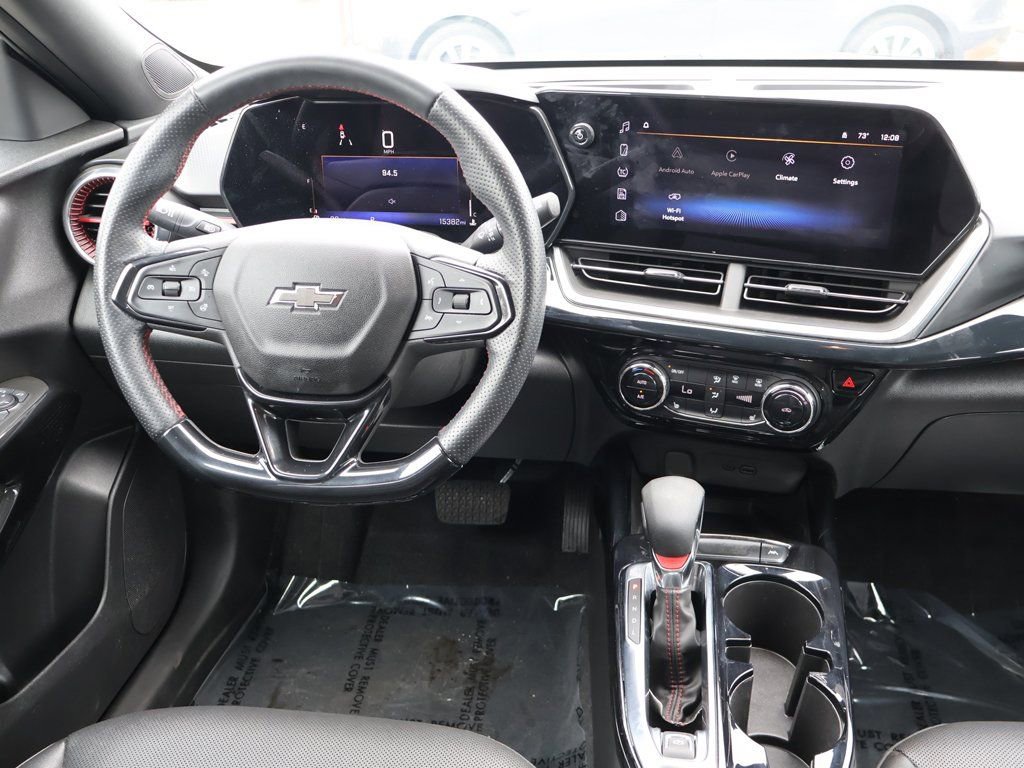 Used 2024 Chevrolet Trax RS w/ Sunroof Package image 42