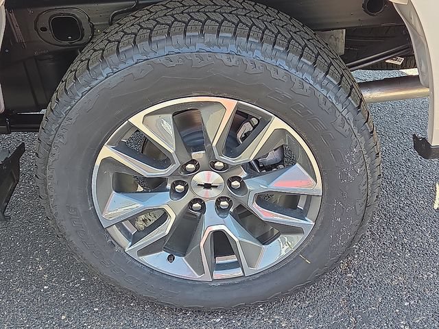 New 2026 Chevrolet Silverado 1500 RST w/ Z71 Off-Road Package AWD/4WD image 7