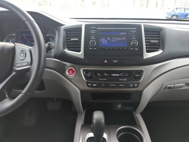 Used 2019 Honda Pilot LX image 22