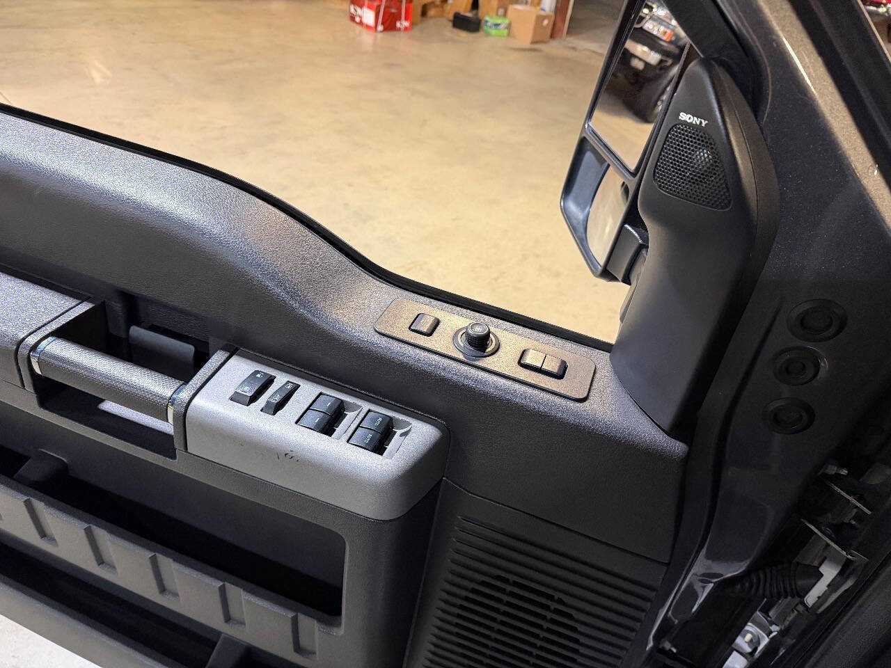 Used 2013 Ford F450 Lariat w/ Lariat Ultimate Pkg image 38