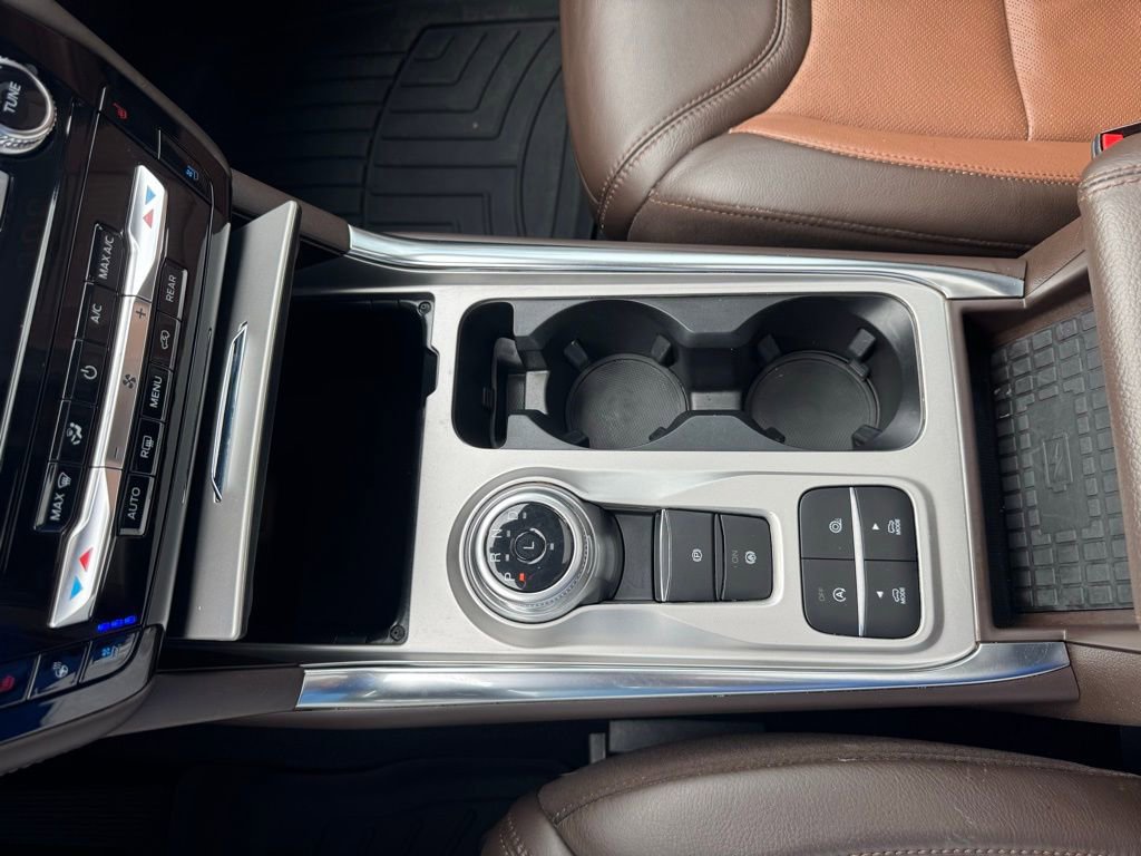 Used 2023 Ford Explorer King Ranch w/ Technology Package image 23