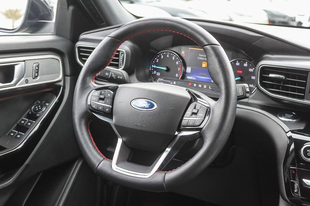 Used 2023 Ford Explorer ST-Line w/ Class IV Trailer Tow Package image 19