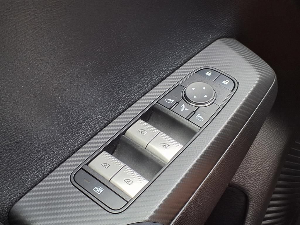 Used 2024 Mitsubishi Outlander SE FWD image 30