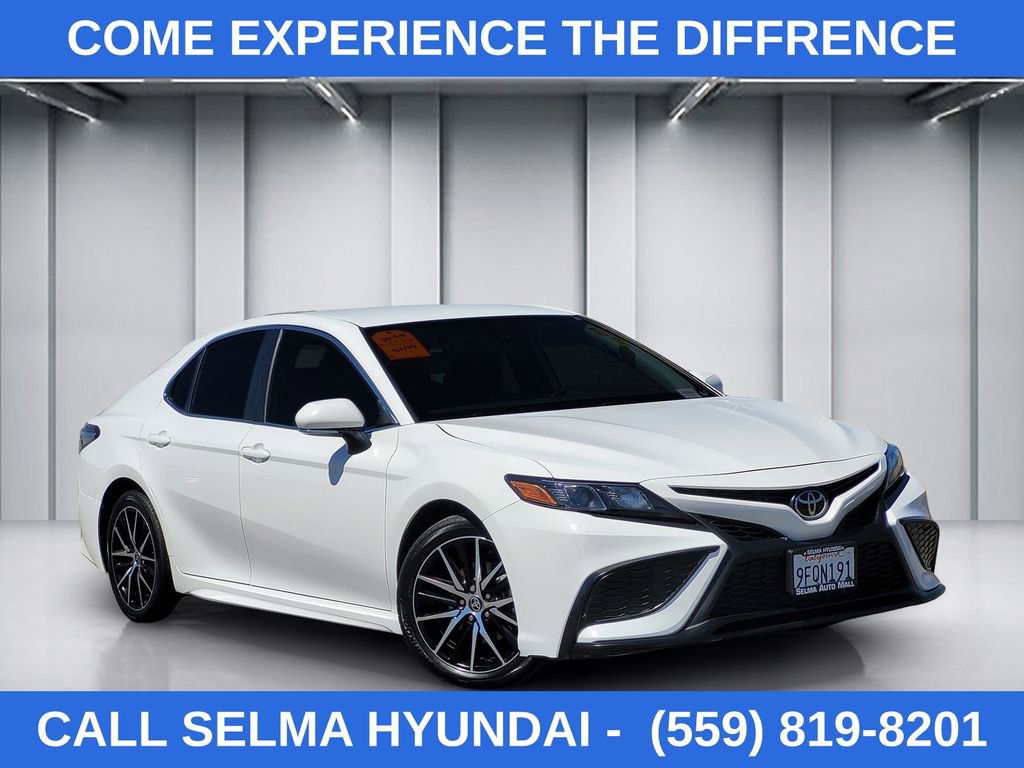 Used 2023 Toyota Camry SE w/ Protection Package (Q2) (TMS)