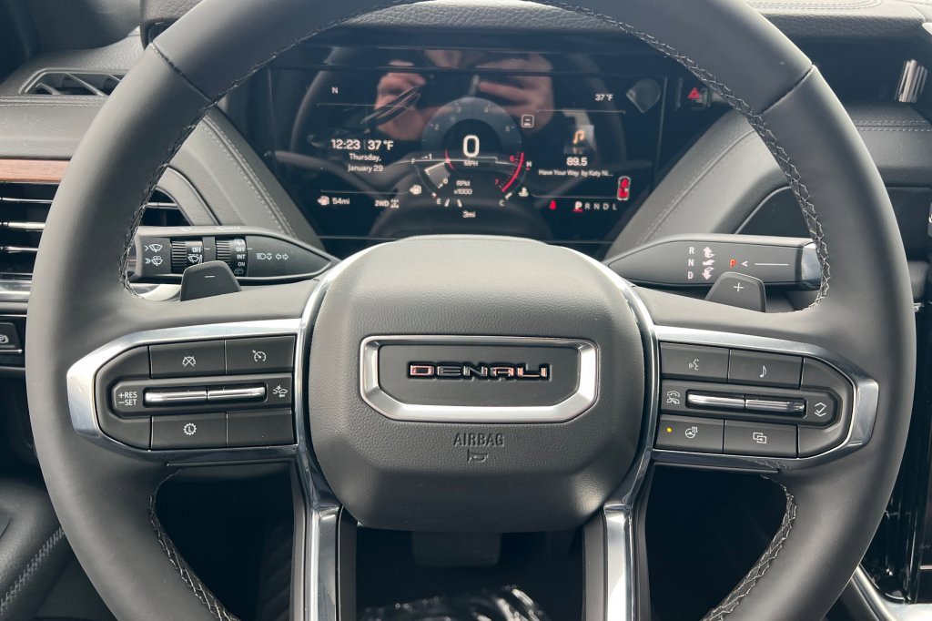 New 2026 GMC Yukon XL Denali image 22