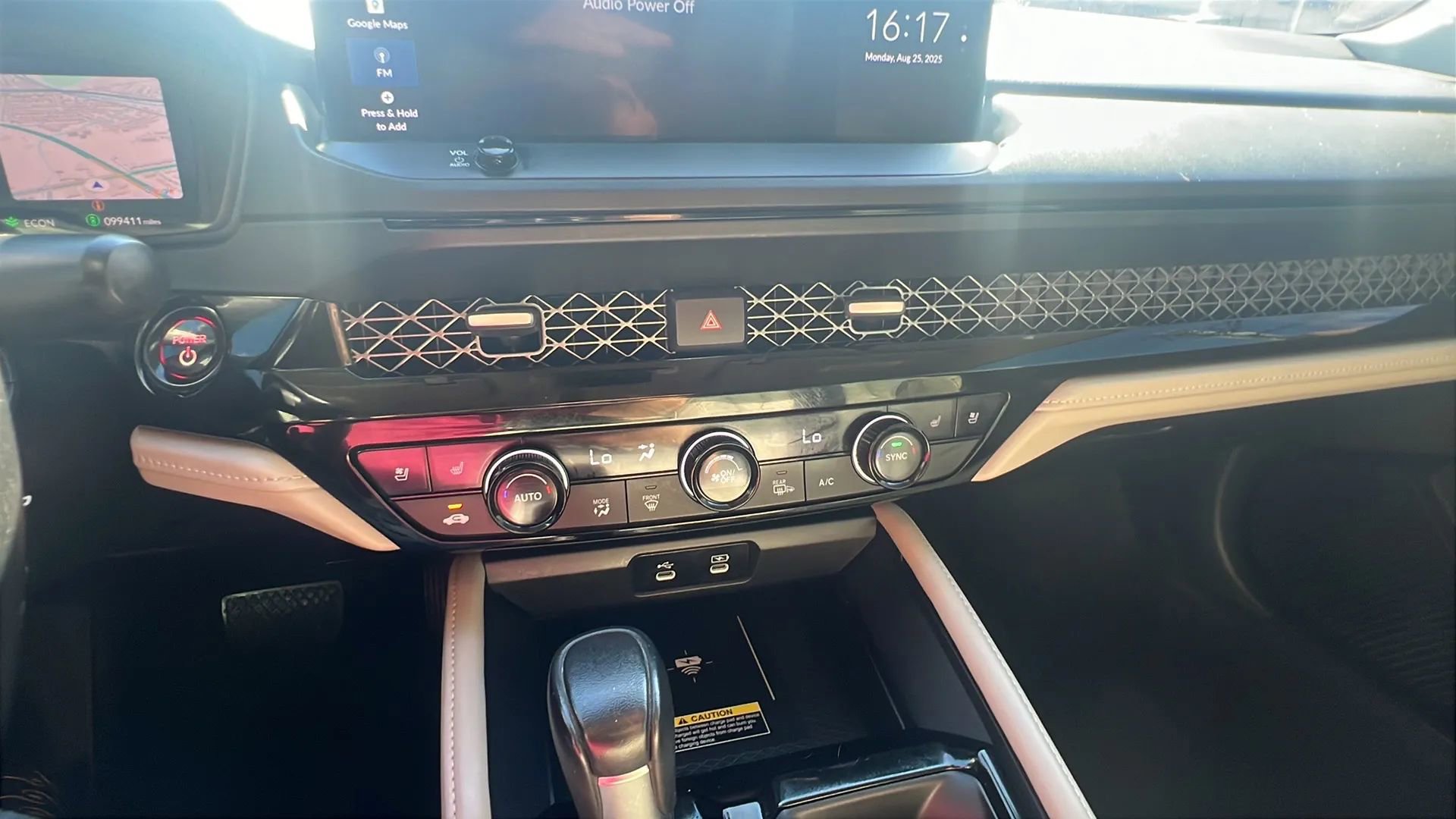 Used 2023 Honda Accord Touring image 17