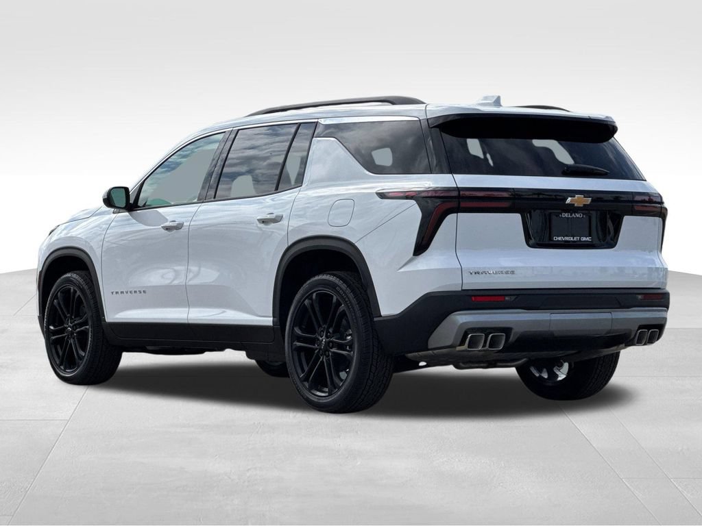 New 2026 Chevrolet Traverse LT FWD image 3
