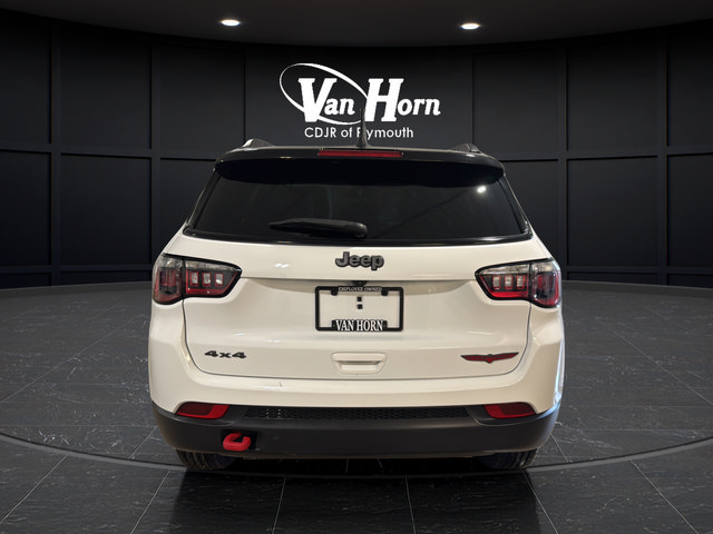 Used 2023 Jeep Compass Trailhawk w/ Sun and Sound Group AWD/4WD image 6