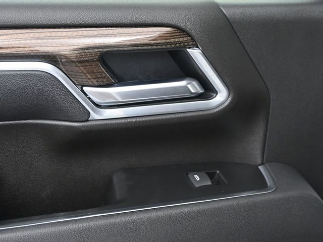 Used 2025 Chevrolet Silverado 2500 LT w/ Convenience Package image 21