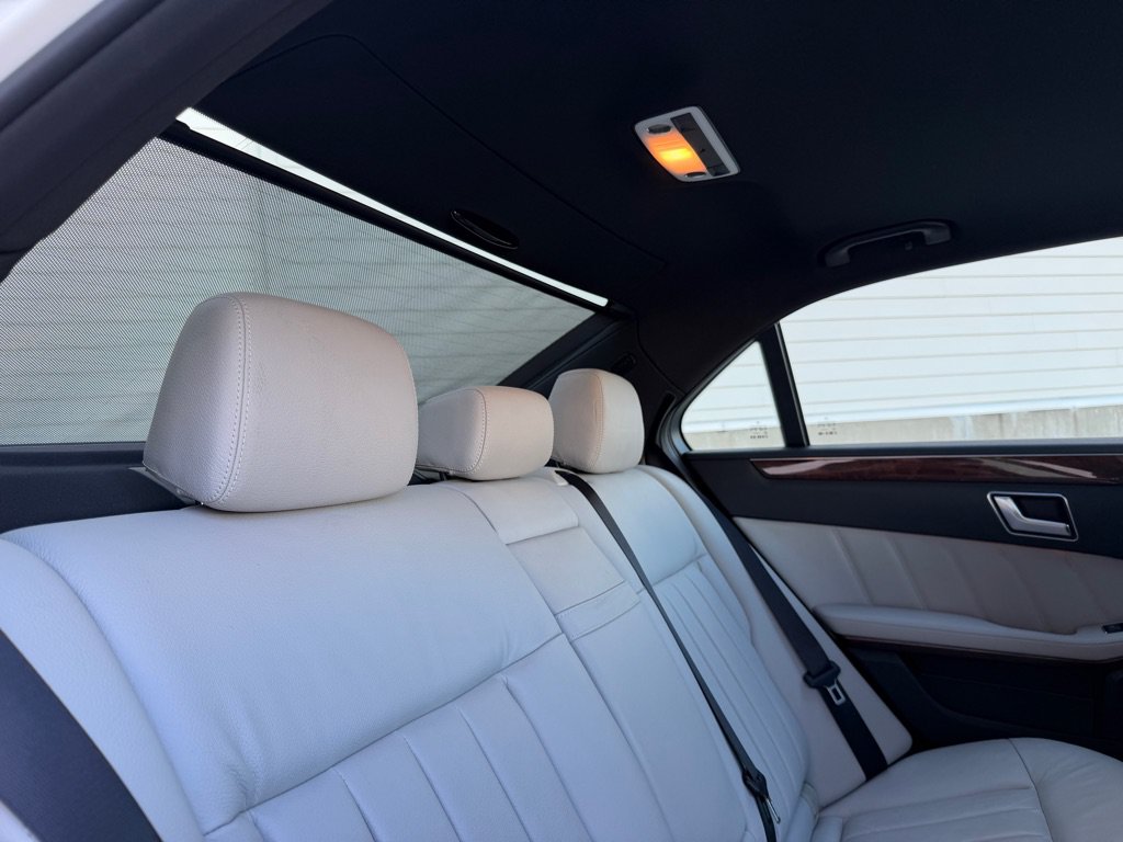 Used 2012 Mercedes-Benz E 350 4MATIC Sedan image 22